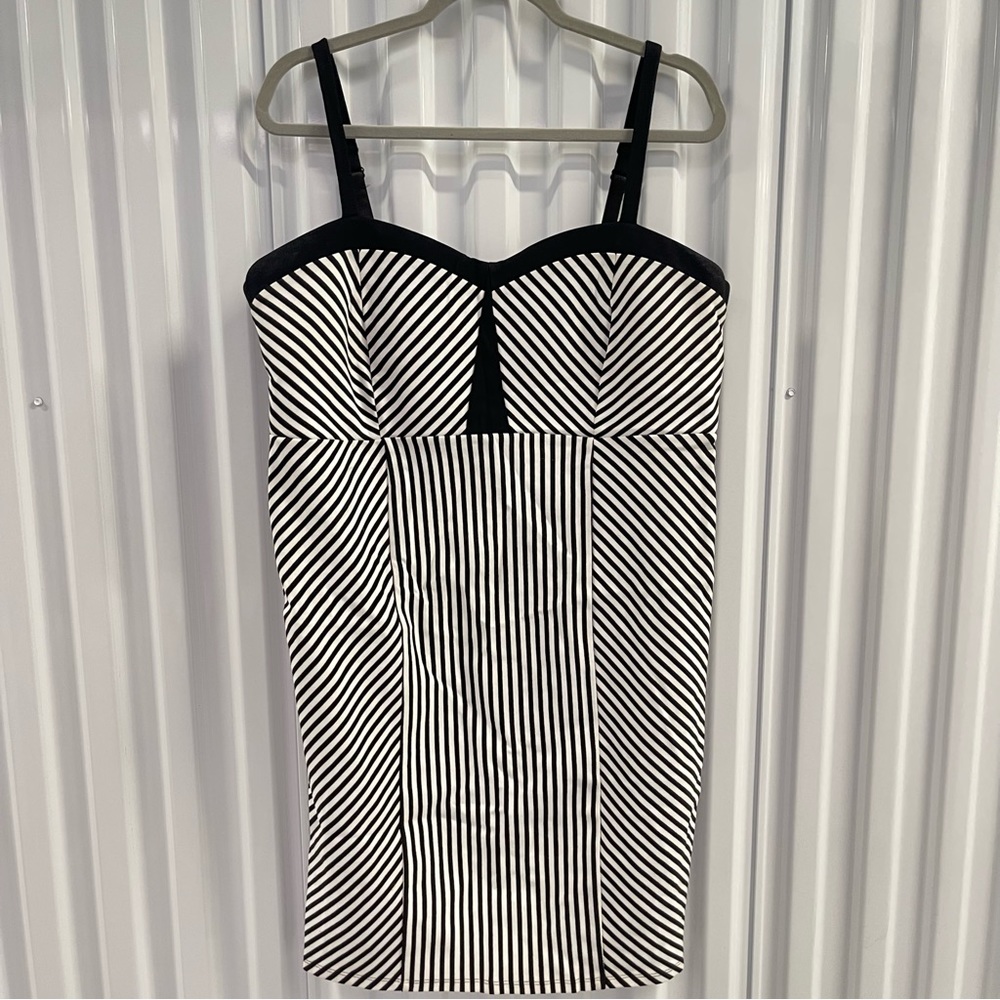 Black & white Stripe wiggle pencil dress
